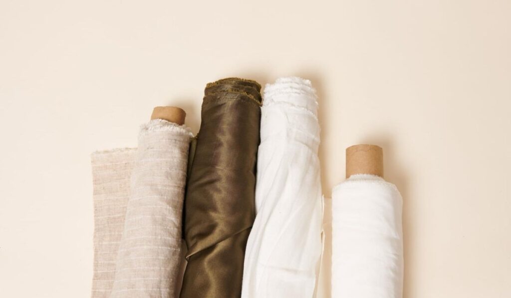 You may have seen the name ‘cupro’ popping up on clothing labels recently. So, what is cupro fabric? Is it as eco-friendly as they say, or is there a bit of fabric-ation going on? Image by Whimsy & Row #whatiscuprofrabic #cupro #sustainablejungle