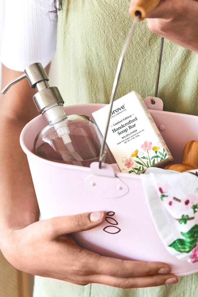 Clean your hands and help to clean up the planet. As something we all use, just think of the impact it would have if everyone made the switch to zero waste hand soap. Image by Grove Collaborative #zerowastehandsoap #plasticfreehandsoap #sustainablejungle