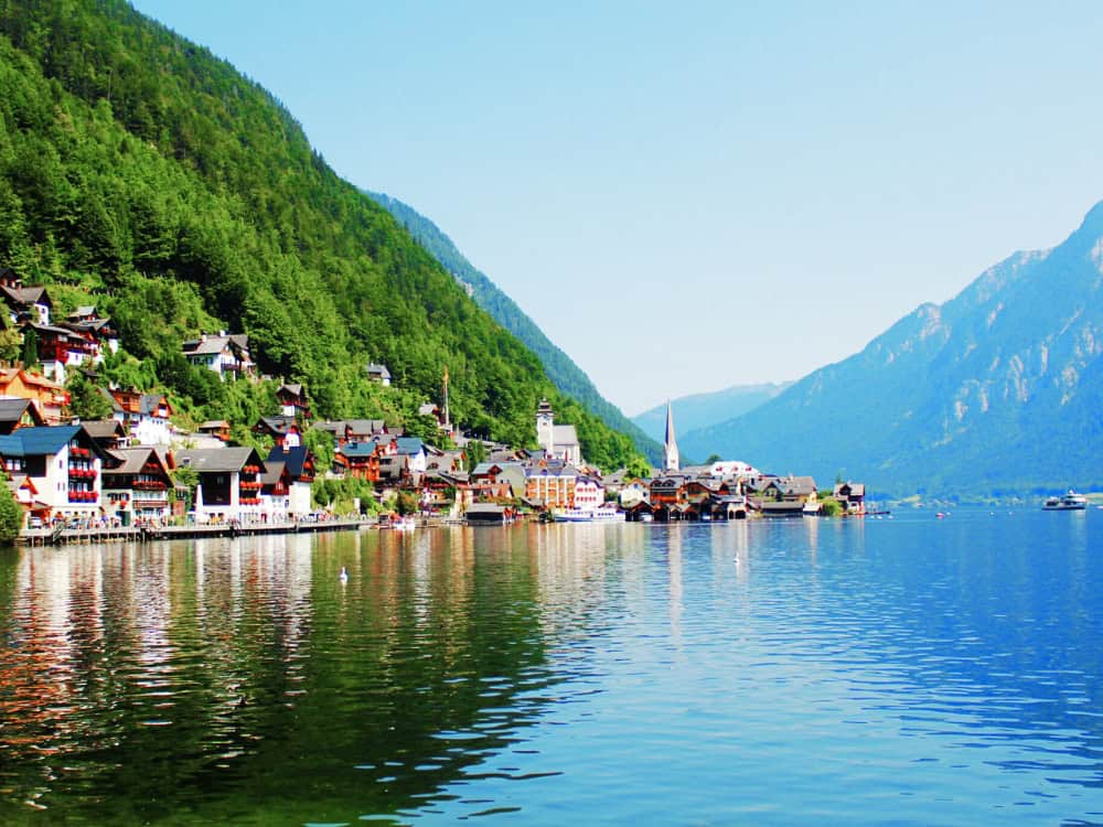 Sip, Sip Hooray: 11 Countries With The Cleanest Water In The World Image by Sustainable Jungle #cleanestwaterintheworld #bestwaterintheworld #cleanestdrinkingwaterintheworld #countrieswiththecleanestwater #purestwaterintheworld #sustainablejungle