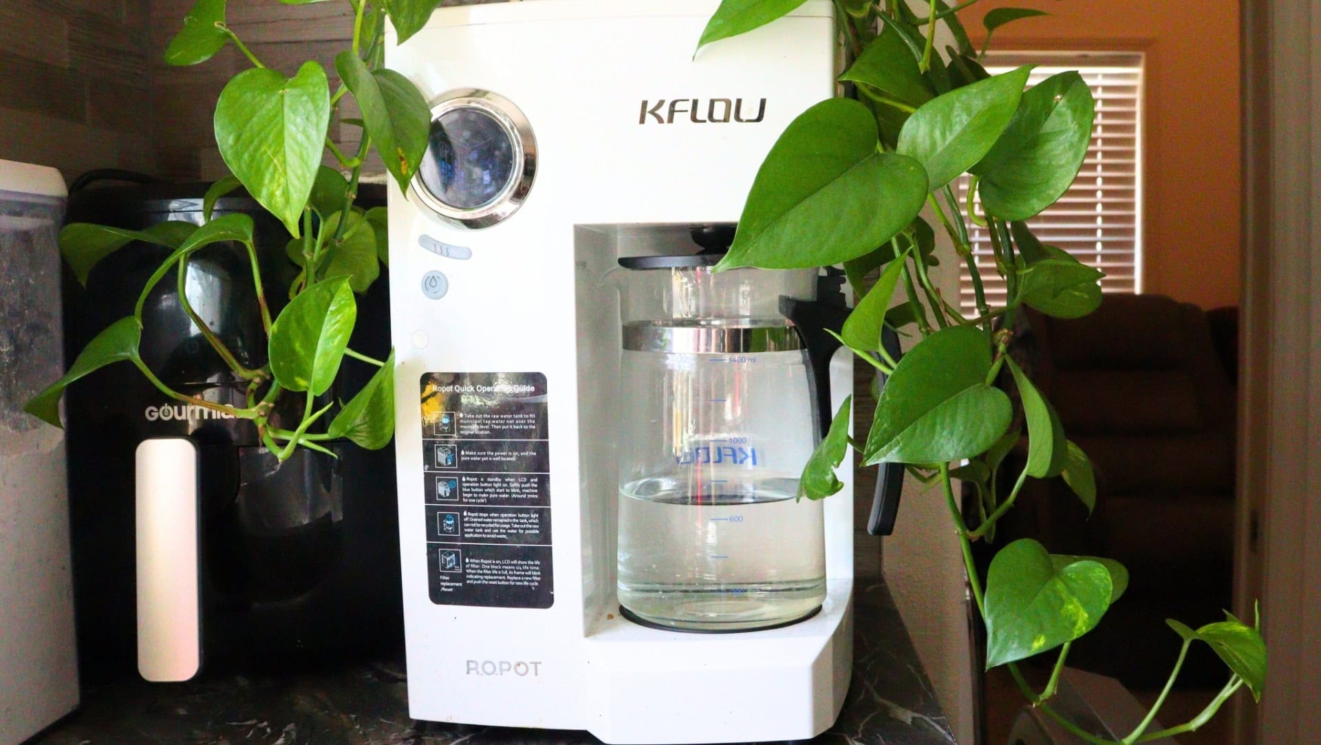 Image by Sustainable Jungle (how-to-purify-water )