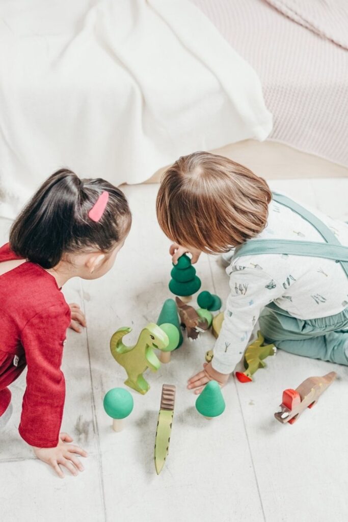We can’t tell you how to parent but we can help you with your eco-guilt! These eco friendly toy brands will give your child the best… Image by Toy Library #ecofriendlytoys #bestecofriendlytoys #ecofriendlytoybrands #ecofriendlybabytoys #ecofriendlykidstoys #sustainabletoys #bestsustainabletoys #sustainabletoybrands #sustainablechildrenstoys #sustainablejungle