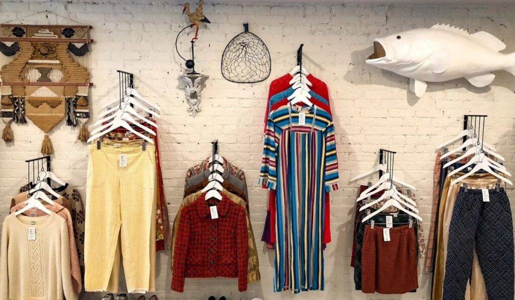 Forget Central Park, Carrie Bradshaw and greasy pizza, the best thrift stores in NYC deserve your attention, so grab your MetroCard… Image by Cure Thrift #thriftstoresinNYC #bestthriftstoresinNYC #bestclothingthriftstoresinNYC #bestdesignerthriftstoresinNYC #bestvintagethriftstoresinNYC #thriftstoresNYC #cheapthriftstoresNYC #thriftstoresinNewYorkCity #bestthriftstoresinNewYorkCity #secondhandstoresnyc #bestsecondhandstoresnyc