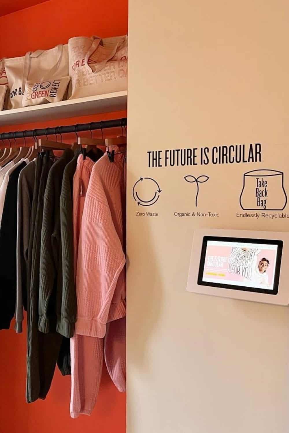 We’re about to blow your mind by letting you know that you can recycle clothes for money. Extra cash and closet space may be incentive enough, but our planet also wins… Image by For Days #recycleclothesformoney #recycleclothesforcash #sustainablejungle