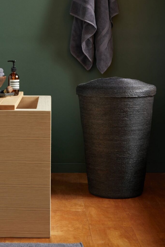 If you’re close to throwing in the towel, our list of sustainable laundry baskets might help take a [laundry] load off your mind. Image by Parachute #sustainablelaundrybasket #ecofriendlylaundrybaskets #sustainablejungle