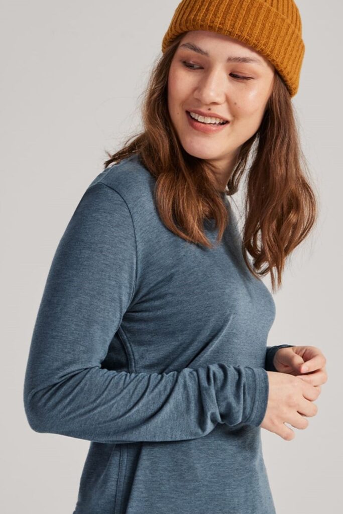If you want to jump aboard a clothing tree-train, support one of these Tencel clothing brands who put the T in sustainable tencel clothing. Image by Allbirds #tencelclothing #tencelclothingbrands #womenstencelclothing #menstencelclothing #lyocellclothing #modalclothing