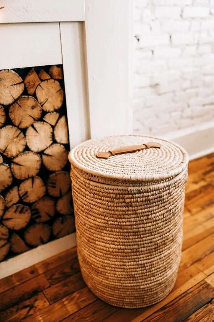 If you’re close to throwing in the towel, our list of sustainable laundry baskets might help take a [laundry] load off your mind. Image by Rishilpi Handicrafts #sustainablelaundrybasket #ecofriendlylaundrybaskets #sustainablejungle