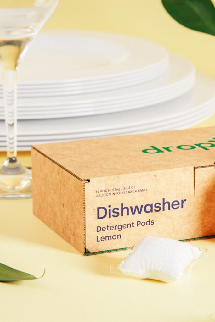 Washing dishes is such a chore. Thank goodness for dishwashers.With eco friendly dishwasher tablets we can take a load off ourselves while also taking a load off the planet. Image by Dropps #ecofriendlydishwashertablets #ecodishwashertablets #sustainablejungle