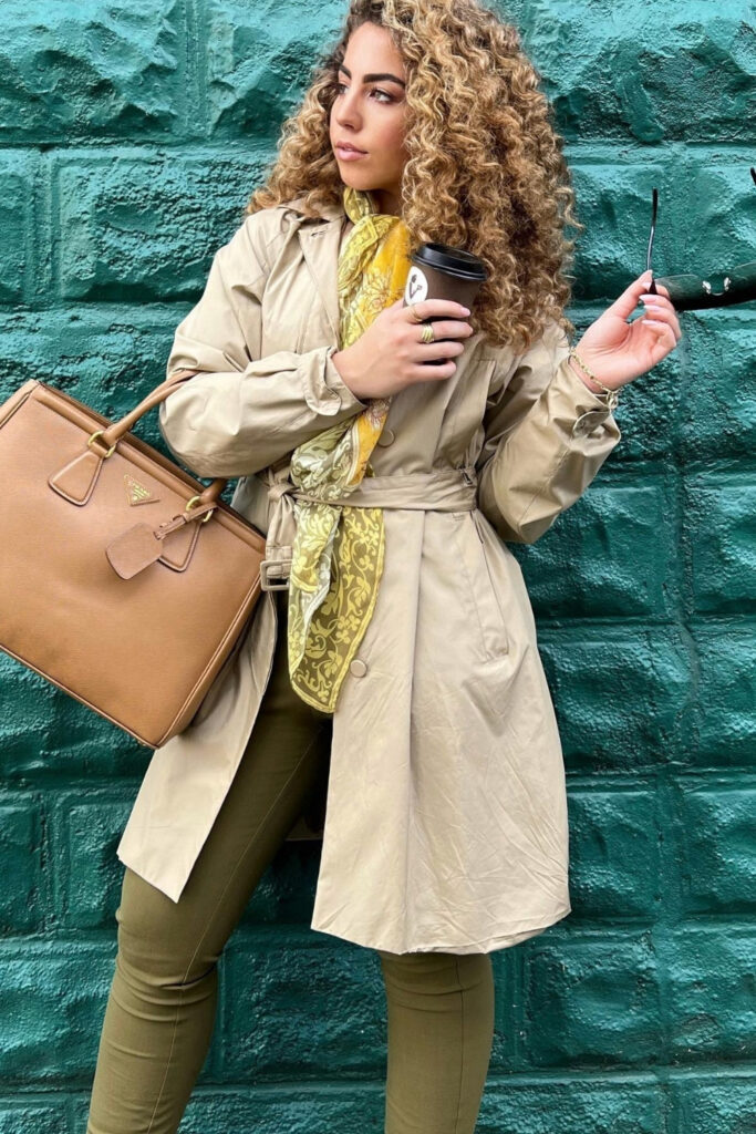 Nutmeggers visit some of the best thrift stores in CT to find fashion-forward clothing, as well as jewelry, accessories, and knick-knacks for any style or space. And you can too! Here’s our list… Image by Consigned Designs #bestthriftstoresCT #thriftstoresinCT #sustainablejungle