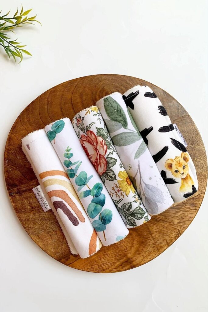 Switching to eco friendly baby wipes—especially the reusable kind—is one relatively simple way to clean up more than your baby’s bottom. Image by Olive and Miles Co. #ecofriendlybabywipes #compostablebabywipes #sustainablejungle