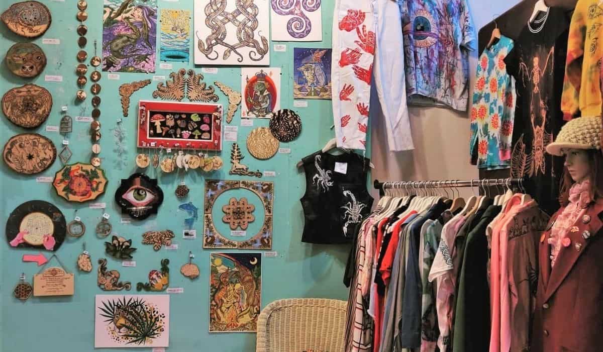 14 Best Thrift Stores In Seattle For Preloved In The PNW