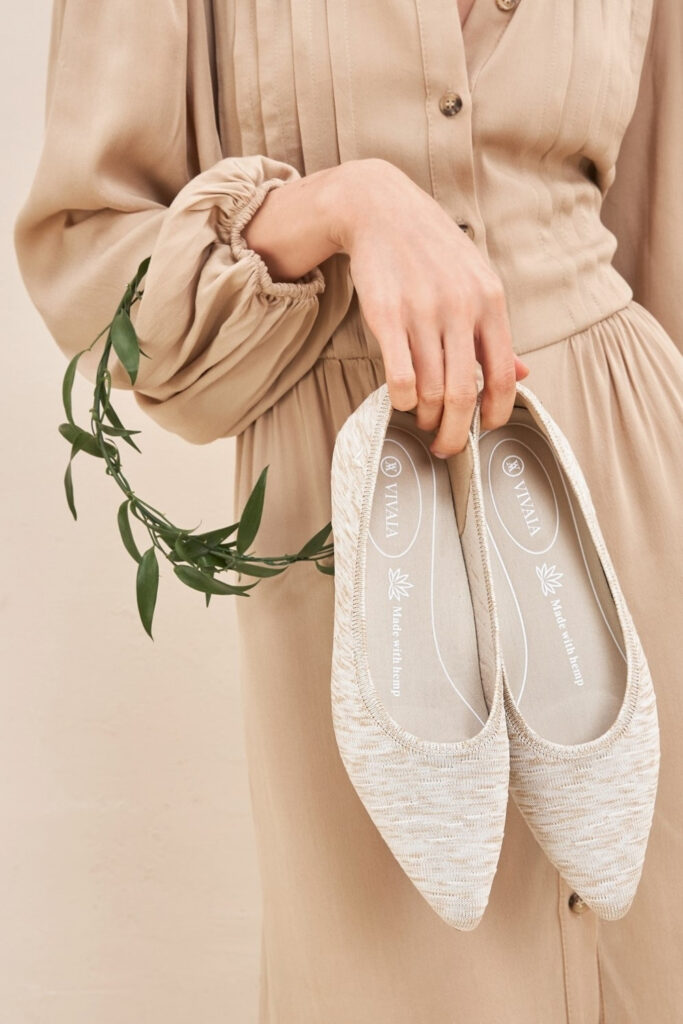 Want to take a stroll down sustainability street with us? Because we’re sole-d on recycled shoes. Tennies made of trash, boots out of… Image by Vivaia #recycledshoes #recycledmaterialshoes #recycledwaterbottleshoes #recycledshoesbrands #bestrecycledshoes #shoesmadefromrecycledplastic #shoesmadefromrecycledmaterials #shoesmadeofrecycledplastic #sustainablejungle