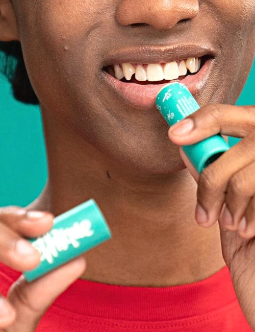 Lip balm is lovely. Lip balm in a plastic container. Ehh…not so much, so we’re zipping our lips to any single-use plastics with zero waste lip balms. Image by Ethique #zerowastelipbalm #sustainablejungle