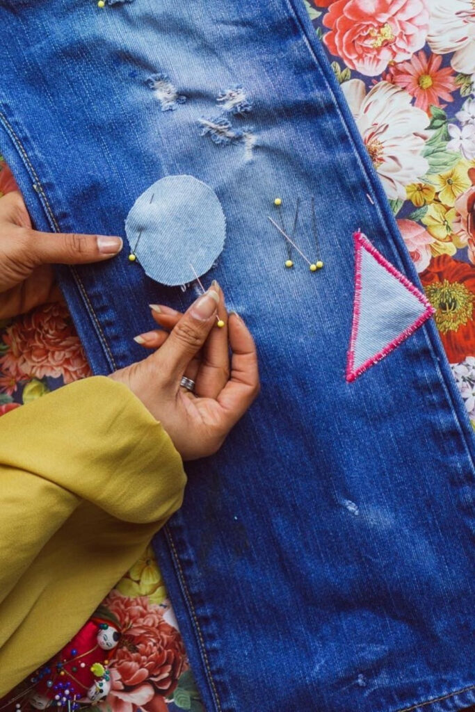 Worn out wardrobe got you down? Online clothes repair services can breathe new life into those favorite frayed jeans of yours while reminding us… Image by Hidden Opulence #onlineclothesrepair #onlineclothesrepairshop #bestonlineclothesrepair #onlinealteration #bestonlinealteration #mailinalteration #onlineclothingrepair #clothesrepairshoponline #sustainablejungle