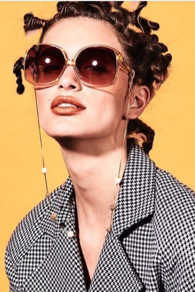 My dog chewed my sunglasses to bits so I have a legitimate reason to buy a new pair of eco friendly sunglasses and, at the same time, shed some light on sustainable sunglasses brands Image by Peep Eyewear #ecofriendlysunglasses #sustainablesunglasses #sustainablejungle
