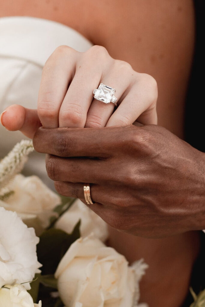 These makers of eco friendly and ethical engagement rings show transparency, socially-responsible sourcing, and sustainable materials that make diamonds shine all the brighter. Image by Ring Bear #ethicalengagementrings #sustainableengagementrings #sustainablejungle