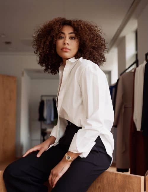 Sustainable Work Clothing: 11 Brands to Ethically Dress for Success #sustainableworkclothing #sustainableclothingforwork #sustainableclothingbrandsforwork #sustainableworkclothes #sustainableworkwear #ethicalworkclothing #sustainablejungle Image by Another Tomorrow