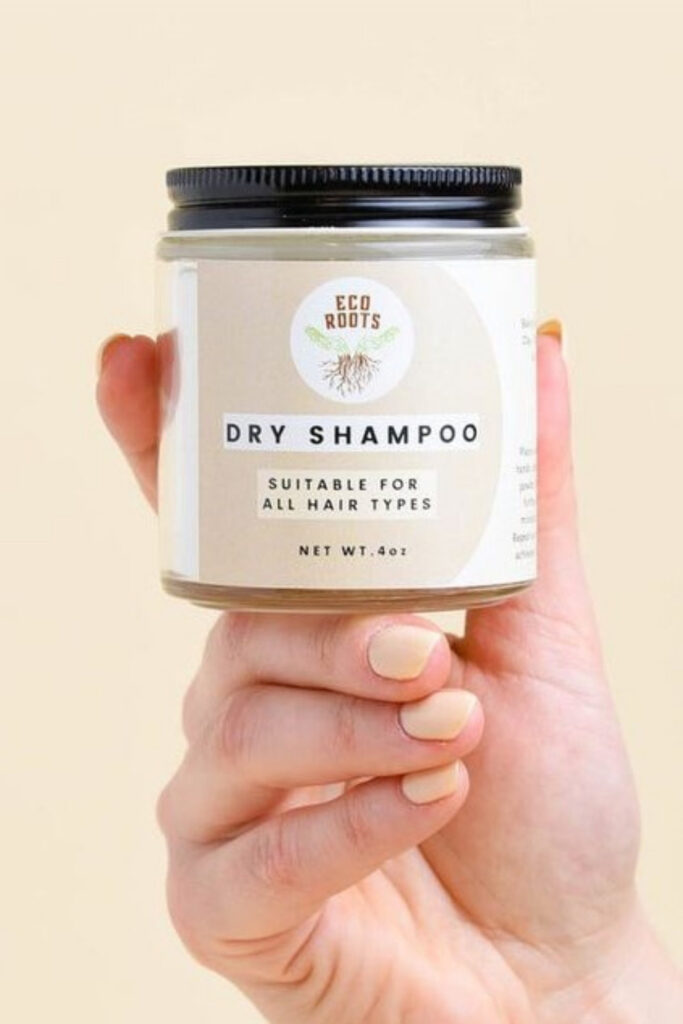 As much as we’d love to don a freshly washed ‘do on the daily, there just isn’t enough time. But is that a bad thing when sustainable natural dry shampoo… Image by EcoRoots #naturaldryshampoo #allnaturaldryshampoo #bestnaturaldryshampoo #sustainablenaturaldryshampoo #mostnaturaldryshampoo #organicdryshampoo #sustainablejungle