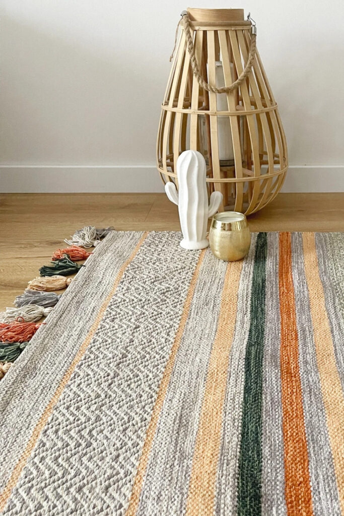 11 Sustainable Rugs To Elevate Your Eco Friendly Home #sustainablerugs #ecofriendlyrugs #ethicalrugs #environmentallyfriendlyrugs #sustainablejungle Image by Fhygge