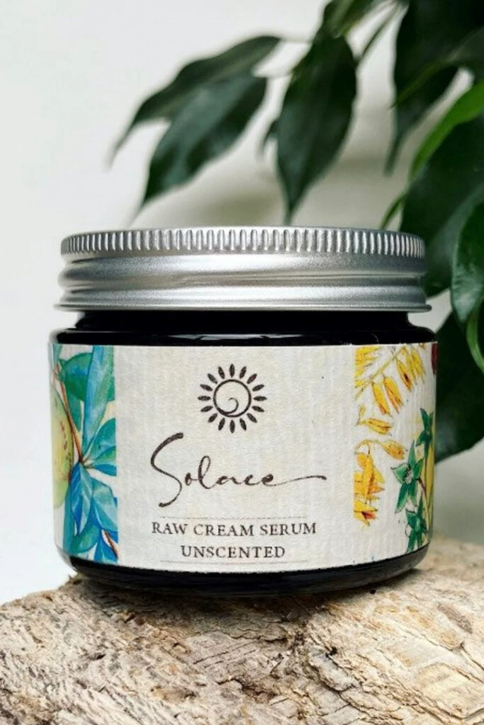 Zero Waste Lotions Who Are All About Plastic Free Pampering #zerowastelotion #bestzerowastelotion #zerowastebodylotion #zerowastelotionbar #plasticfreelotion #beestplasticfreelotion Image by Natural Wisdom Spa