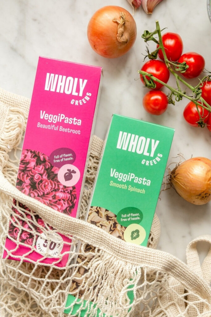 Eat for the Earth with These 13 Sustainable Food Brands #sustainablefoodbrands #whatarethemostsustainablefoodbrands #whatarethebestsustainablefoodbrands #sustainablefoodcompanies #topsustainablefoodbrands #sustainablejungle Image by Wholly Greens