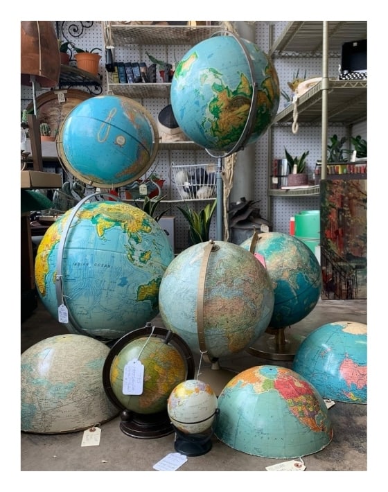 15 Thrift Stores in Tulsa Promising To Blow You Away #thriftstorestulsa #bestthriftstorestulsa #clothingthriftstorestulsa #thriftstoresintulsa #thriftstoresintulsaokla #tulsavintagestores #bestthriftstoresintulsa #sustainablejungle Image by Love Me Two Times