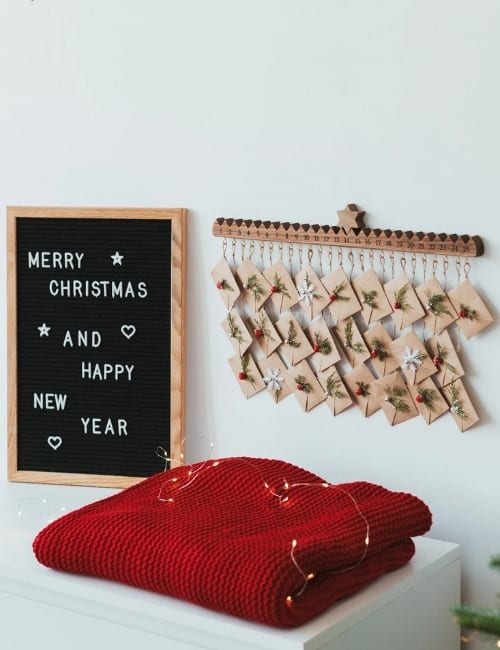 Reusable Advent Calendars For A Conscious Christmas Countdown #reusableadventcalendars #reusableadventcalendarsUK #adventcalendarsthatarereusable #DIYreusableadventcalendars #bestreusableadventcalendars #bestreusableadventcalendarsonetsy #etsyreusableadventcalendars #sustainablejungle Image by Busy Puzzle
