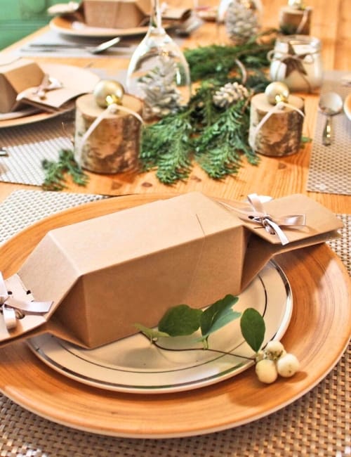 9 Eco-Friendly Christmas Crackers Popping Into Your Sustainable Celebrations #ecofriendlychristmascrackers #ecofriendlychristmascrackersUK #ecofriendlychristmascrackersaustralia #bestecofriendlychristmascrackers #ecocrackers #ecochristmascrackers #sustainablejungle Image by Keep This Cracker