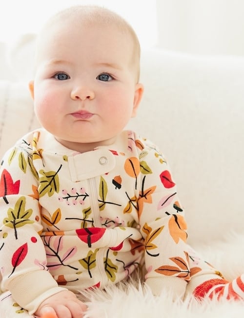 Sustainable Baby Clothes: 9 Brands For The Best Organic Snuggles #sustainablebabyclothes #organicbabyclothes #ecofriendlybabyclothes #ethicalbabyclothes #sustainablejungle Image by Hanna Andersson