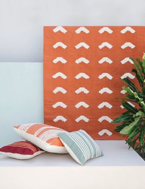 19 Sustainable Etsy Gifts To Support Small, Eco-Friendly Giving #sustainableetsygifts #bestsustainableetsygifts #sustainablechristmasetsygifts #ecofriendlyetsygifts #sustainablejungle Image by Kiliim