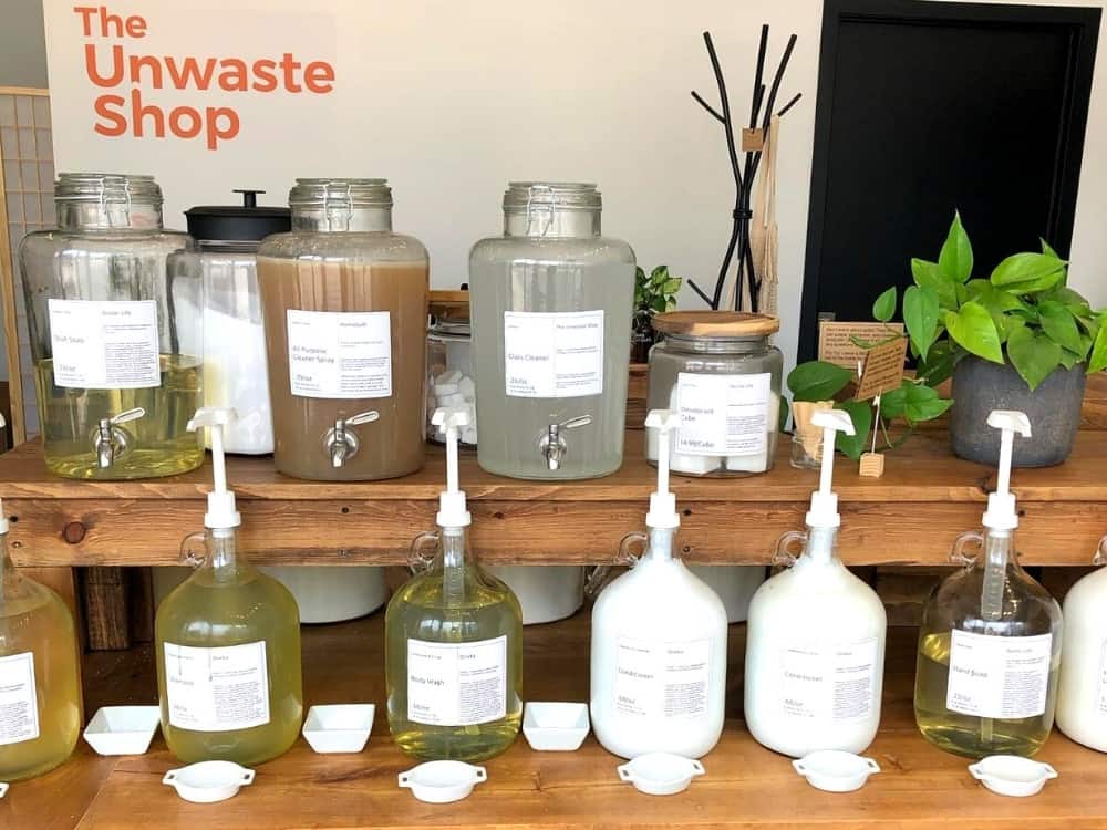 11 Zero Waste Stores in Chicago For All Your Bulk & Package Free Shopping Needs #ZeroWasteStoresinChicago #ZeroWasteStoresChicago #ChicagoZeroWasteStores #bulkstoreschicago #sustainablejungle Image by The Unwaste Shop