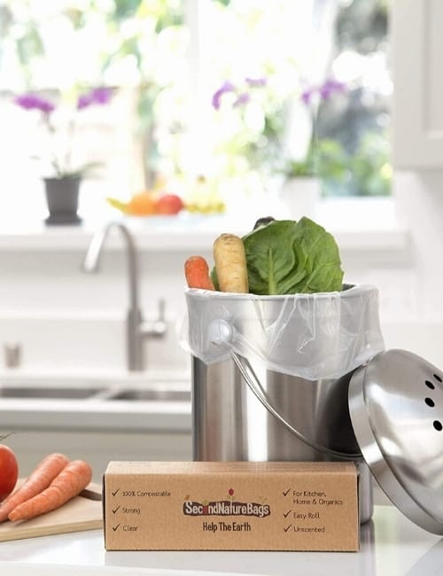 9 Best Compostable & Biodegradable Trash Bags To Greenify Garbage Day #biodegradabletrashbags #biodegradablegarbagebags #compotabletrashbags #compostablegarbagebags #bestbiodegradabletrashbags #bestcompostabletrashbags #sustainablejungle Image by Second Nature