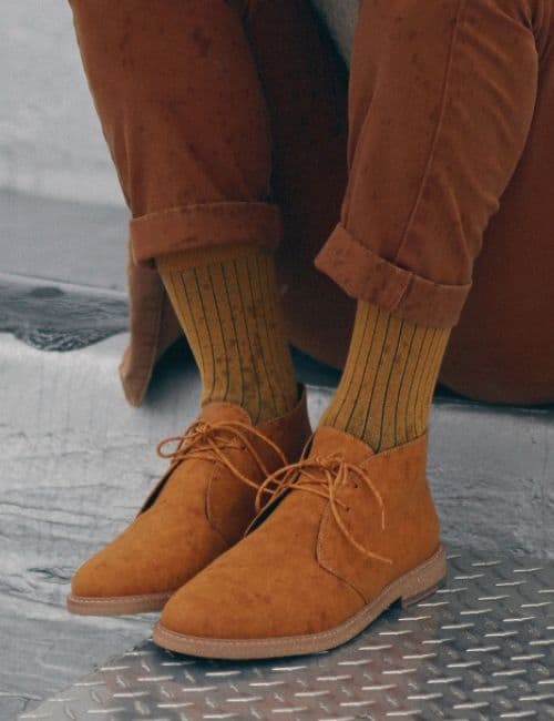 Sustainable Men’s Shoes: 11 Brands Stepping Into the Spotlight Image by Brave Gentleman #sustainablemensshoes #bestsustainablemensshoes #sustainableshoesformen #ecofriendlymensshoes #sustainablejungle