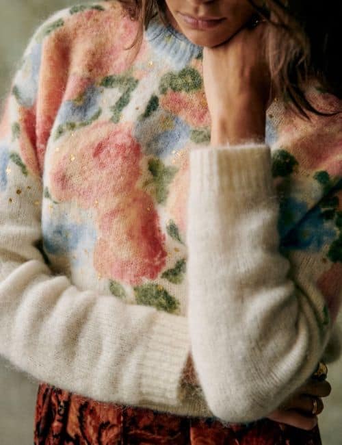 11 Eco-zy Sustainable Sweaters & Conscious Cardigans Image by Sézane #sustainablesweaters #sustainablesweater #sustainablecardigan #sustainablecardigans #ethicalsweaters #ethicalcardigans #ecofriendlysweaters #sustainablejungle