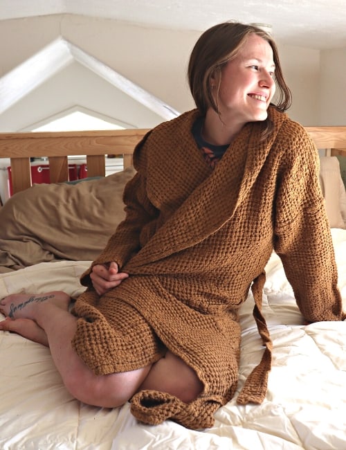 9 Organic Robes To Have You Feeling Like Responsible RoyaltyImage by Sustainable Jungle#organicrobes #organicbathrobes #organiccottonrobes #sustainablerobes #bestorganicrobes #sustainablebathrobes #sustainablejungle