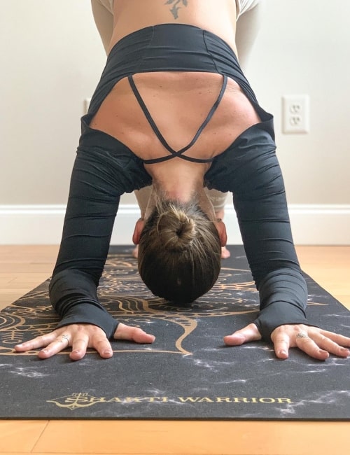 11 Eco Friendly Yoga Mats For That Sustainable StretchImage by Shakti Warrior#ecofriendlyyogamats#sustainableyogamats#sustainablejungle