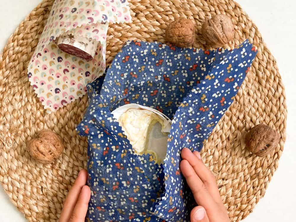 A beginner's guide to using beeswax wraps: Colourful reusable food wraps -  The Travel Hack