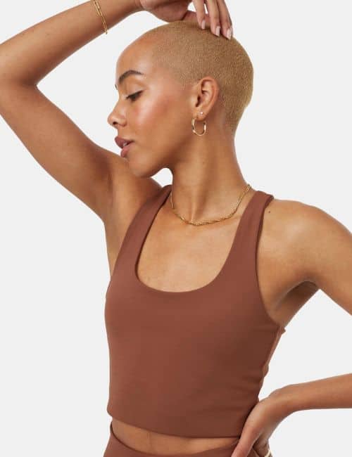9 Sustainable Yoga Clothing Brands Making Your Practice Eco-Friendly Image by tentree #sustainableyogaclothes #sustainableyogaclothing #sustainableyogaclothingbrands #ecofriendlyyogaclothing #ecofriendlyyogaclothes #ecofriendlyyogapants #sustainablejungle