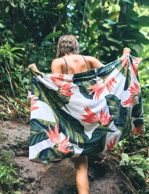 7 Sustainable Beach Towels For Eco-Friendly Summer FunImage by Delilah Home#sustainablebeachtowels #sustainableethicalbeachtowels #ecofriendlybeachtowels #sustainableorganicbeachtowels #cutesustainablebeachtowels #sustainablejungle