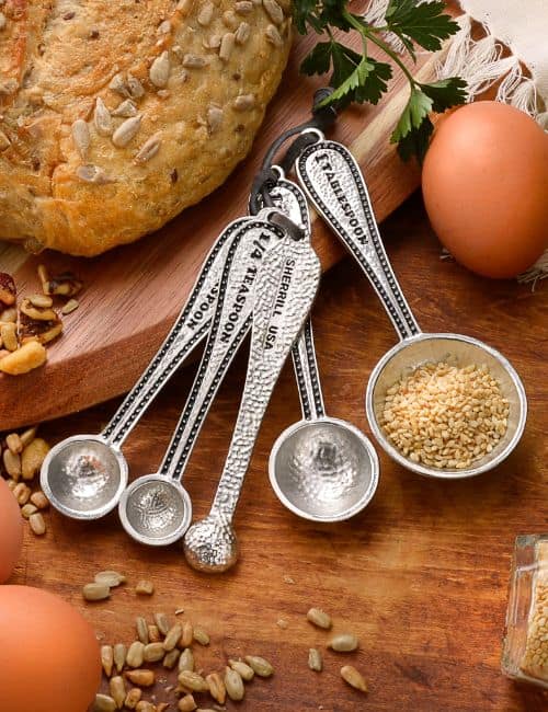 The 13 Best Non-Toxic Bakeware Sets (PFOA, PFAS, and PTFE free) - LeafScore