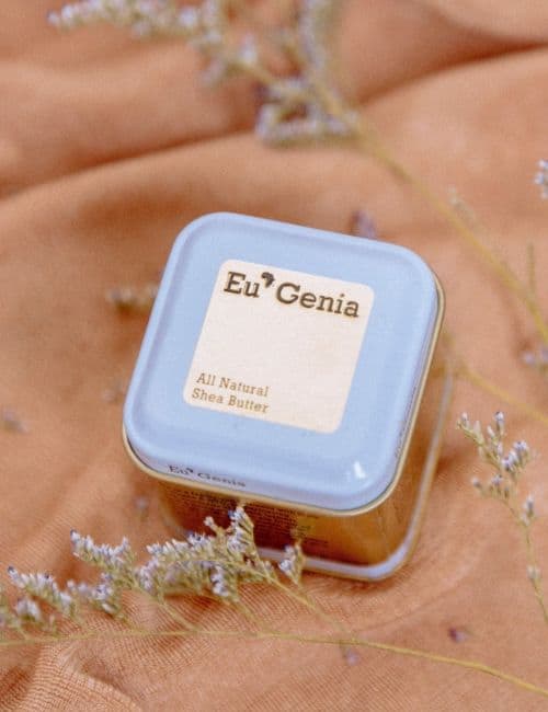 Zero Waste Makeup Remover: 7 Brands Keeping Your Pores And The Planet Clean Image by Eu' Genia #zerowastemakeupremover #zerowastefacemakeupremover #ecofriendlymakeupremover #ecofriendlymakeupwipes #ecofriendlyeyemakeupremover #sustainablejungle