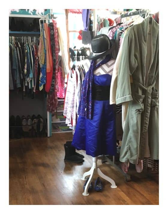 11 Albuquerque Thrift Stores In the Colorful State of Consignment Image by G.E.M. Thrift #thriftstoresAlbuquerqe #thriftstoresABQ #consignmentstoresalbuquerque #albuquerquethriftstores #bestthriftstoresinalbuquerqueNM #sustainablejungle