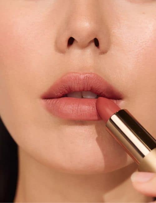 7 Organic & Eco-Friendly Lipsticks For 7 Sustainable Minutes In Heaven Image by INIKA Organic #ecofriendlylipstick #ecofriendlylipsticktube #naturalecofriendlylipstick #sustainablelipstick #sustainablelipstickpackaging #bestsustainablelipstick #sustainablejungle