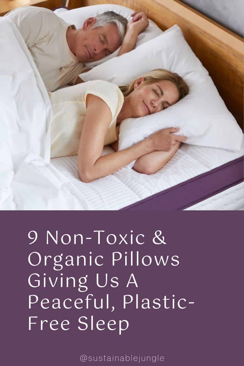 9 Non-Toxic & Organic Pillows Giving Us A Peaceful, Plastic-Free Sleep Image by Awara #organicpillows #bestorganicdownpillows #organiccottonpillows #nontoxicpillows #nontoxicmemoryfoampillows #organicthrowpillows #sustainablejungle