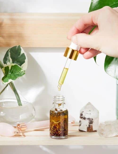 9 Organic Face Creams & Moisturizers For Your Low-Impact Lotion Needs Image by Butter Me Up Organics #organicfacecream #bestorganicfacecreams #naturalorganicfacecream #organicfacemoisturizer #organicfacialmoisturizer #bestorganicfacemoisturizers #sustainablejungle