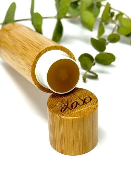 13 Organic Makeup Brands Creating Natural & Budget-Friendly Beauty Image by Dab Herb #organicmakeupbrands #naturalmakeupbrands #bestorganicmakeupbrands #affordableorganicmakeup #inexpensivenaturalmakeup #bestallnautralmakeupbrands #sustainablejungle