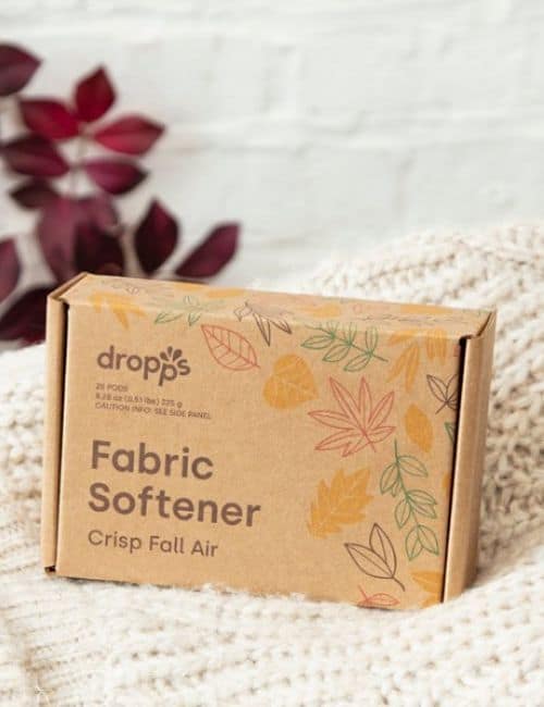 7 Eco-Friendly Fabric Softeners For Oh-So Organic & Soft Laundry Image by Dropps #ecofriendlyfabricsoftener #ecofabricsoftener #bestecofriendlyfabricsoftener #organicfabricsoftener #ecofriendlyfabricsoftenersheets #sustainablejungle