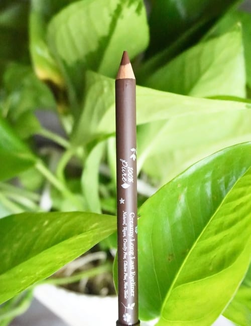 7 Organic Eyeliner Brands For A Non-Toxic & Natural LookImage by Sustainable Jungle#organiceyeliner #organiceyelinerliquid #eyelinerorganic #organiceyelinerpencil #naturaleyeliner #bestneaturaleyeliners #sustainablejungle