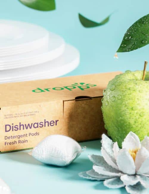 9 Non-Toxic Dishwasher Detergents That Won’t Sink Your Sustainable Kitchen Image by Dropps #nontoxicdishwasherdetergent #naturaldishwasherdetergent #bestnontoxicdishwasherdetergent #allnaturaldishwasherdetergentthatworks #naturalorganicdiswasherdetergent #sustainablejungle