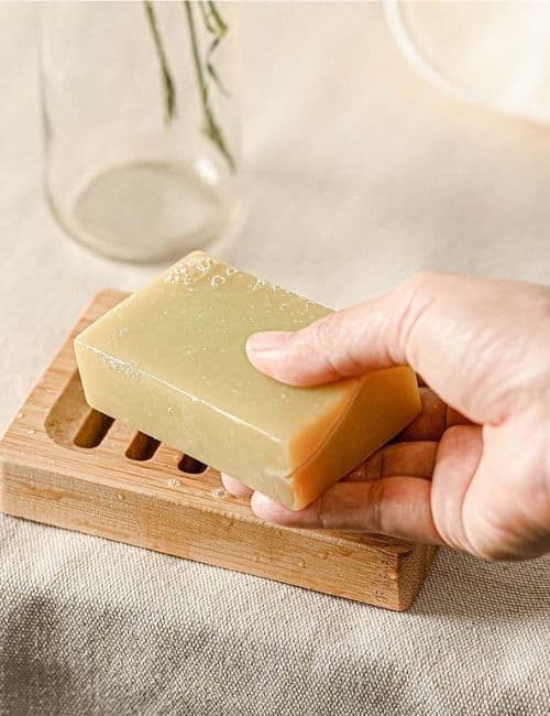9 Eco-Friendly Hand Soap Brands For More Sustainable Suds Image by Jungle Culture #ecofriendlyhandsoap #ecofriendlyhandsoaprefill #sustainablehandsoap #sustainableliquidhandsoap #bestecofriendlyhandsoap #sustainablehandsoaptablets #sustainablejungle