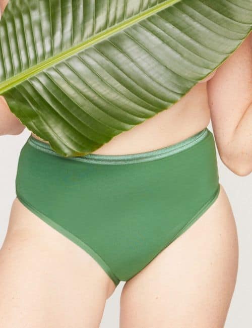 7 Organic Underwear Brands: No Ifs & Butts About Saving The Planet Image by Knickey #organicunderwear #organiccottonunderwear #organicpanties #organiccottonunderwearwomen #organicwomensunderwear #organiccottonmensunderwear #sustainablejungle